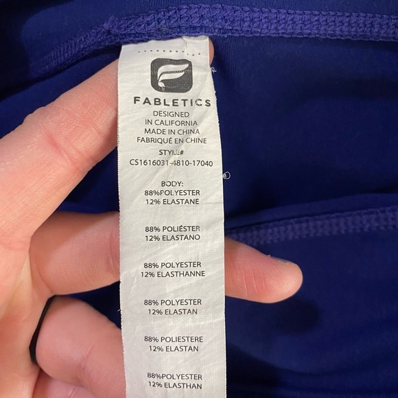 Fabletics Dark Blue Laser Cut Star Print Crop Leggings Activewear Size Medium - Picture 6 of 6